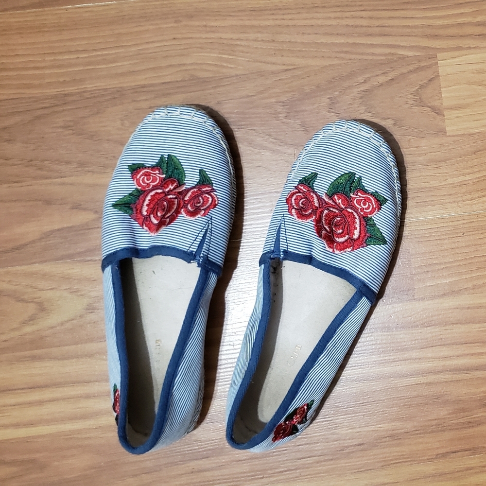 Floral flats